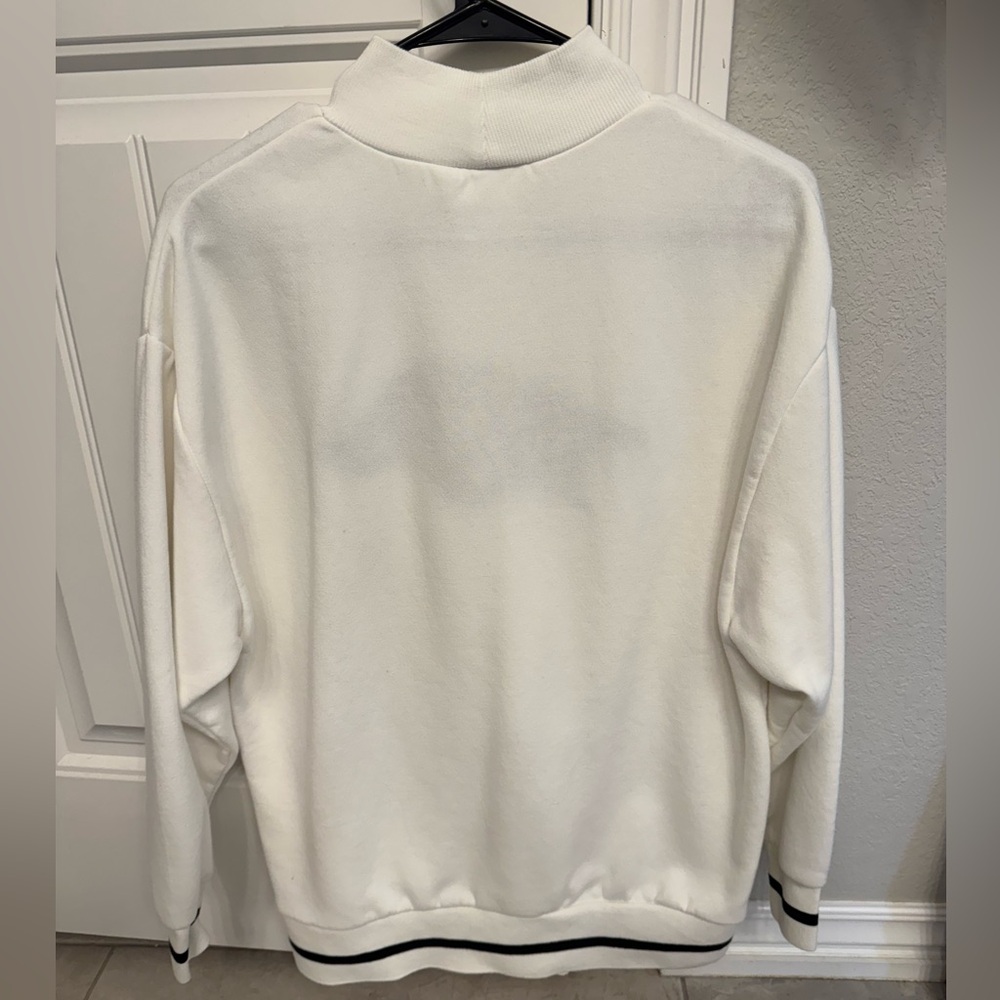 Arkansas Razorback White Sweater - Picture 2 of 5